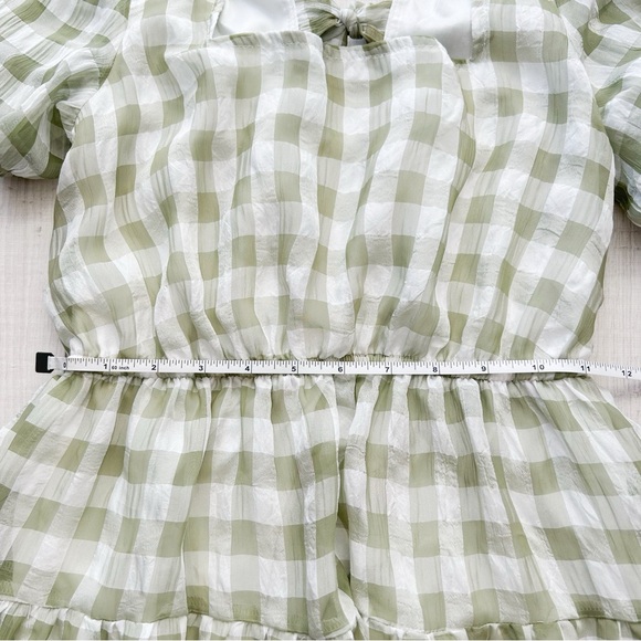 Green and white gingham cottagecore dress - Picture 6 of 11